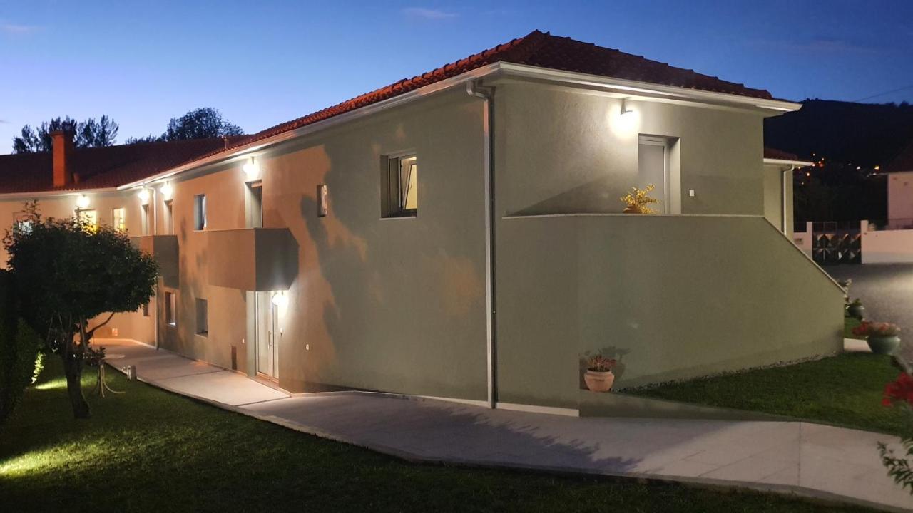 Barrio Apartments Amares Eksteriør bilde